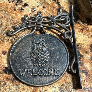 Solid metal Pineapple Welcome sign